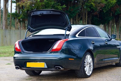 Lot 285 - 2010 Jaguar XJ V8 Premium Luxury (5.0 litre)