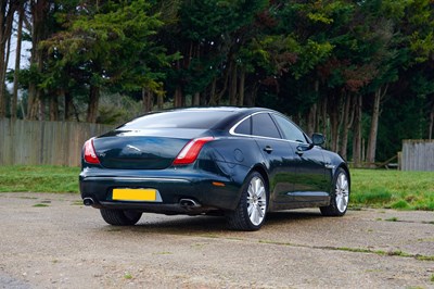 Lot 285 - 2010 Jaguar XJ V8 Premium Luxury (5.0 litre)