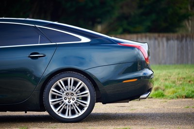 Lot 285 - 2010 Jaguar XJ V8 Premium Luxury (5.0 litre)