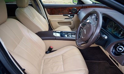 Lot 285 - 2010 Jaguar XJ V8 Premium Luxury (5.0 litre)