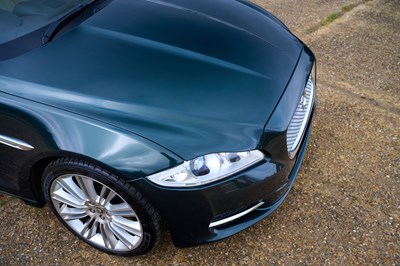 Lot 285 - 2010 Jaguar XJ V8 Premium Luxury (5.0 litre)