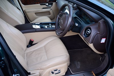 Lot 285 - 2010 Jaguar XJ V8 Premium Luxury (5.0 litre)