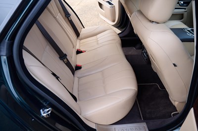 Lot 285 - 2010 Jaguar XJ V8 Premium Luxury (5.0 litre)