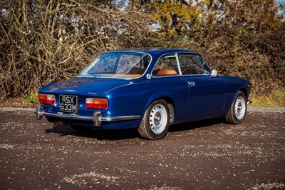 Lot 212 - 1974 Alfa Romeo GTV 2000