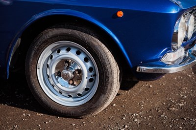 Lot 212 - 1974 Alfa Romeo GTV 2000