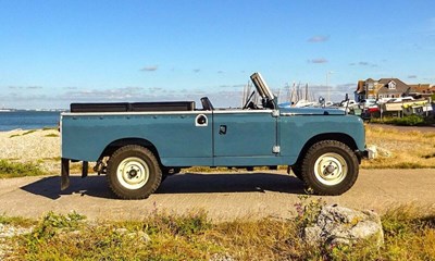 Lot 225 - 1968 Land Rover Series II A 109"