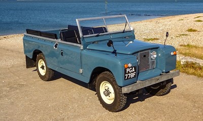 Lot 225 - 1968 Land Rover Series II A 109"