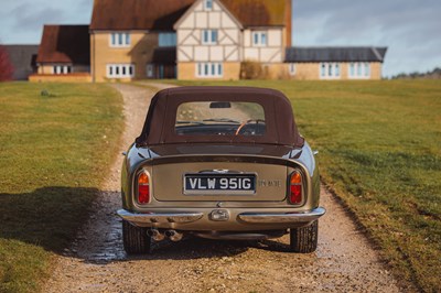 Lot 243 - 1968 Aston Martin DB6 Volante