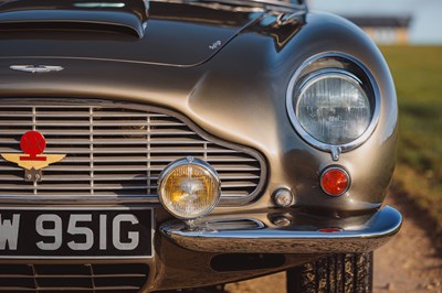 Lot 243 - 1968 Aston Martin DB6 Volante