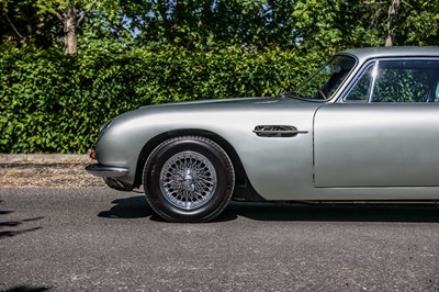 Lot 211 - 1966 Aston Martin DB6