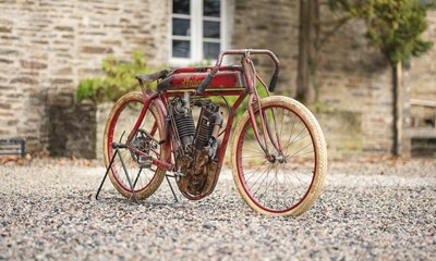 Lot 102 - Circa 1915 Indian Showroom Replica