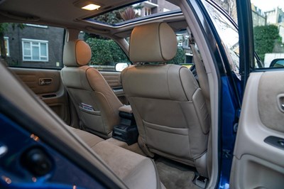 Lot 2002 Lexus IS200