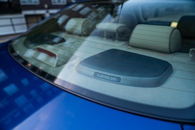 Lot 2002 Lexus IS200