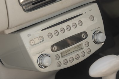 Lot 127 - 1991 Nissan Figaro
