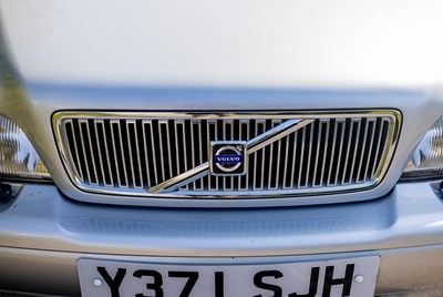 Lot 111 - 2001 Volvo C70 20v Turbo