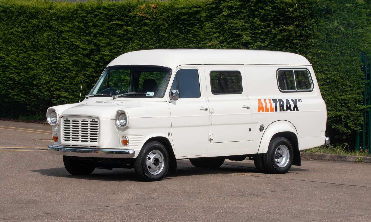 Lot 280 - 1975 Ford Mk. I Transit LWB