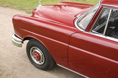 Lot 135 - 1967 Mercedes-Benz 220B Fintail