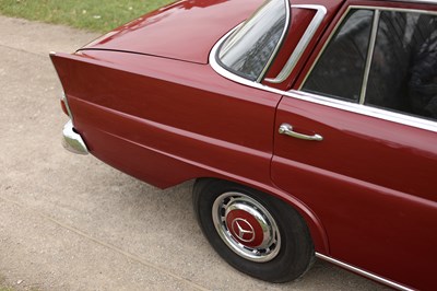 Lot 135 - 1967 Mercedes-Benz 220B Fintail