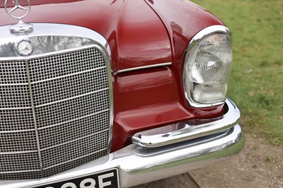 Lot 135 - 1967 Mercedes-Benz 220B Fintail