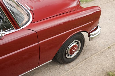 Lot 135 - 1967 Mercedes-Benz 220B Fintail