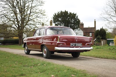 Lot 135 - 1967 Mercedes-Benz 220B Fintail