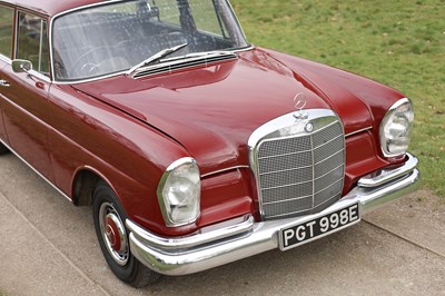 Lot 135 - 1967 Mercedes-Benz 220B Fintail