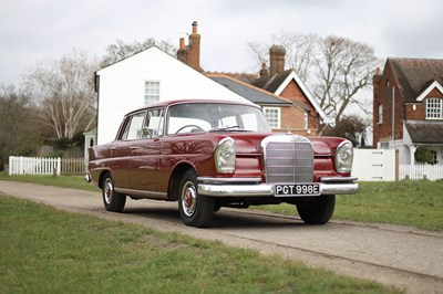 Lot 135 - 1967 Mercedes-Benz 220B Fintail