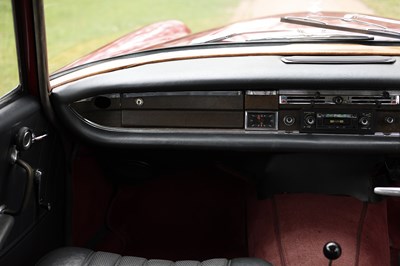 Lot 135 - 1967 Mercedes-Benz 220B Fintail