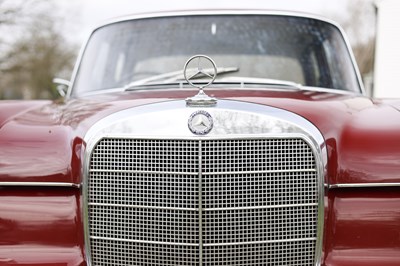 Lot 135 - 1967 Mercedes-Benz 220B Fintail