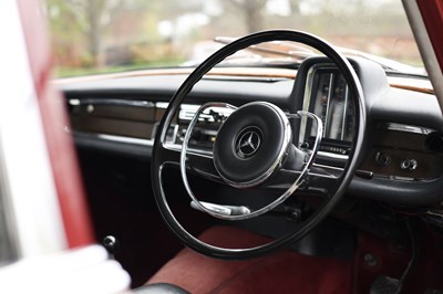 Lot 135 - 1967 Mercedes-Benz 220B Fintail
