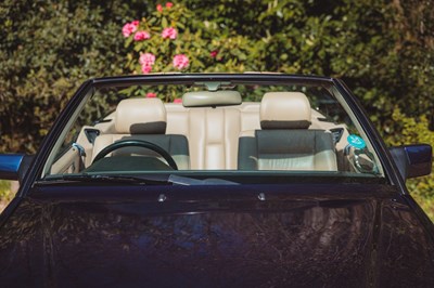 Lot 144 - 1995 Mercedes-Benz E220 Cabriolet