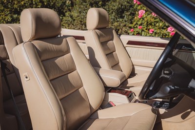 Lot 144 - 1995 Mercedes-Benz E220 Cabriolet