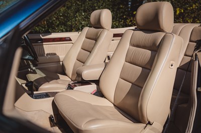 Lot 144 - 1995 Mercedes-Benz E220 Cabriolet