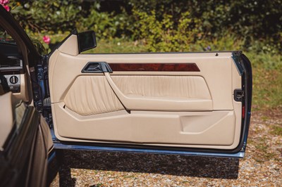 Lot 144 - 1995 Mercedes-Benz E220 Cabriolet