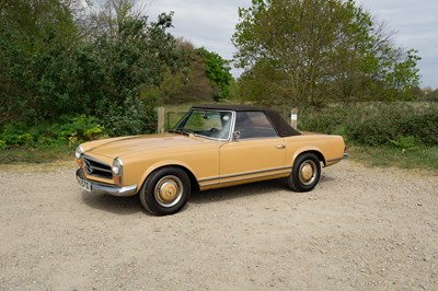 Lot 295 - 1966 Mercedes-Benz 230 SL Pagoda