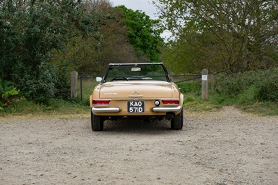 Lot 295 - 1966 Mercedes-Benz 230 SL Pagoda