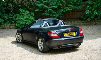 Lot 108 - 2004 Mercedes-Benz SLK 350