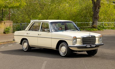 Lot 143 - 1976 Mercedes-Benz 230 Saloon W115