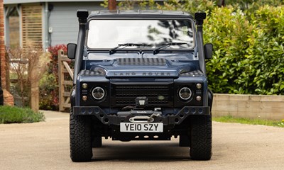 Lot 167 - 2010 Land Rover Defender 90 Pick-up