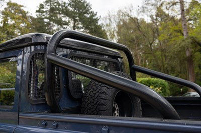 Lot 167 - 2010 Land Rover Defender 90 Pick-up