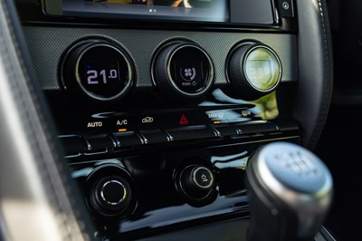 Lot 283 - 2016 Jaguar F-Type 3.0 Coupé