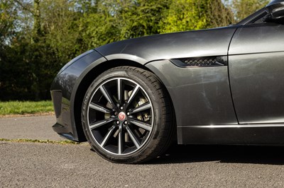 Lot 283 - 2016 Jaguar F-Type 3.0 Coupé