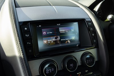 Lot 283 - 2016 Jaguar F-Type 3.0 Coupé