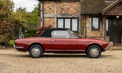 Lot 183 - 1974 Peugeot 504 GL Cabriolet