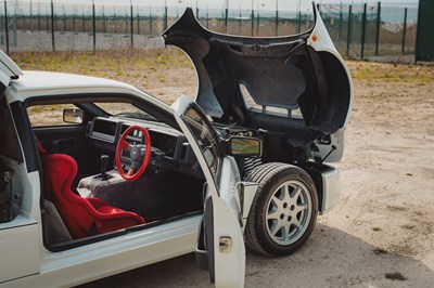Lot 252 - 1987 Ford RS200
