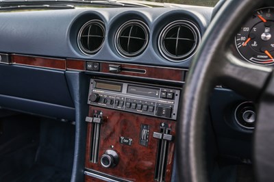 Lot 266 - 1989 Mercedes-Benz 300 SL