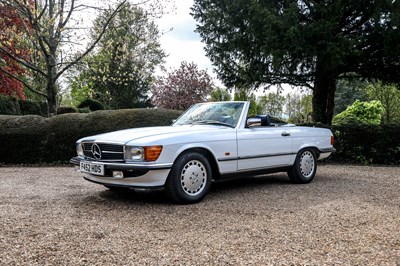 Lot 266 - 1989 Mercedes-Benz 300 SL