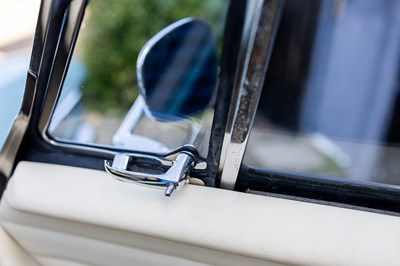 Lot 264 - 1964 Volvo P1800S