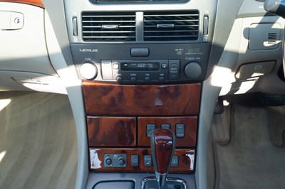 Lot 298 - 2002 Lexus LS430