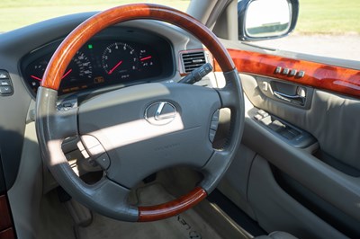 Lot 298 - 2002 Lexus LS430